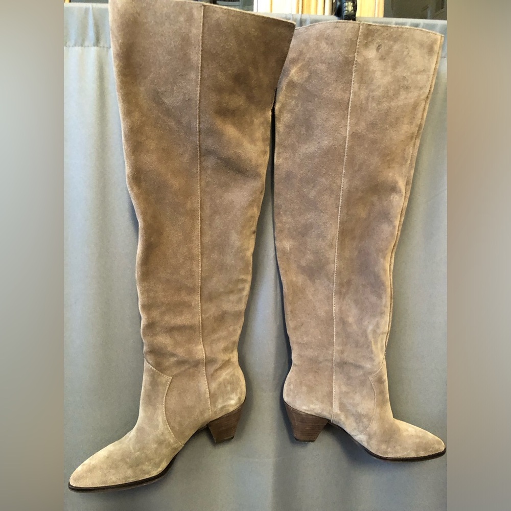 Vince Camuto Genuine Suede Over The Knee Boots,sz 5.5M,2,25”heel,new,beige/taupe - Picture 3 of 9